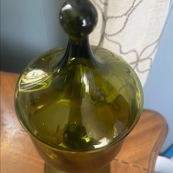 Vintage Elegant Olive Green Glass Jar with Decorative Lid - Picture 6 of 7